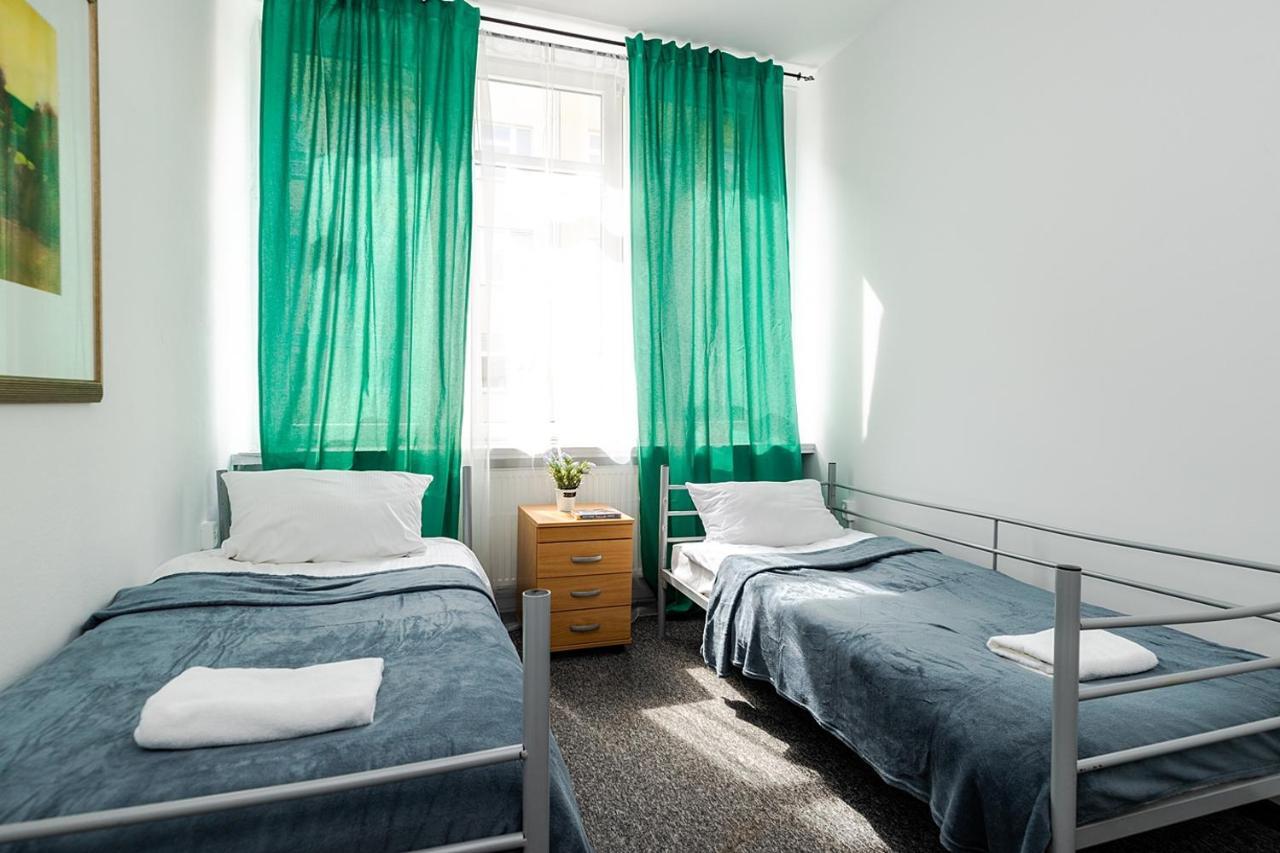 Unit Warsaw Room In Hostel Solec50 By Metro Station Centrum Kopernika Elektrownia Powisle Stadion Narodowy Dış mekan fotoğraf