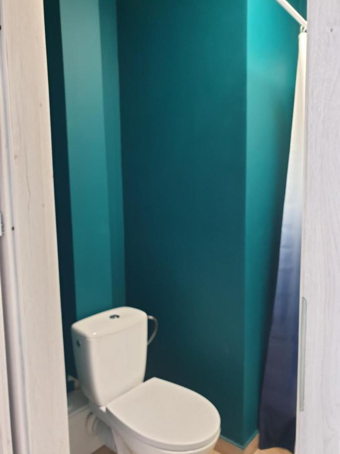 Unit Warsaw Room In Hostel Solec50 By Metro Station Centrum Kopernika Elektrownia Powisle Stadion Narodowy Dış mekan fotoğraf
